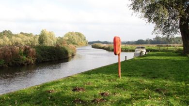 The River Chet is small river that goes from norwich through to loddon before meeting up with the yare