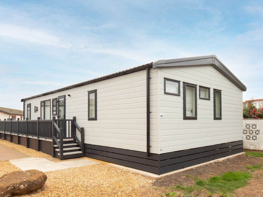 Searles is a popular holiday accommodation in Hunstanton, Norfolk offering different locations to suit all parties