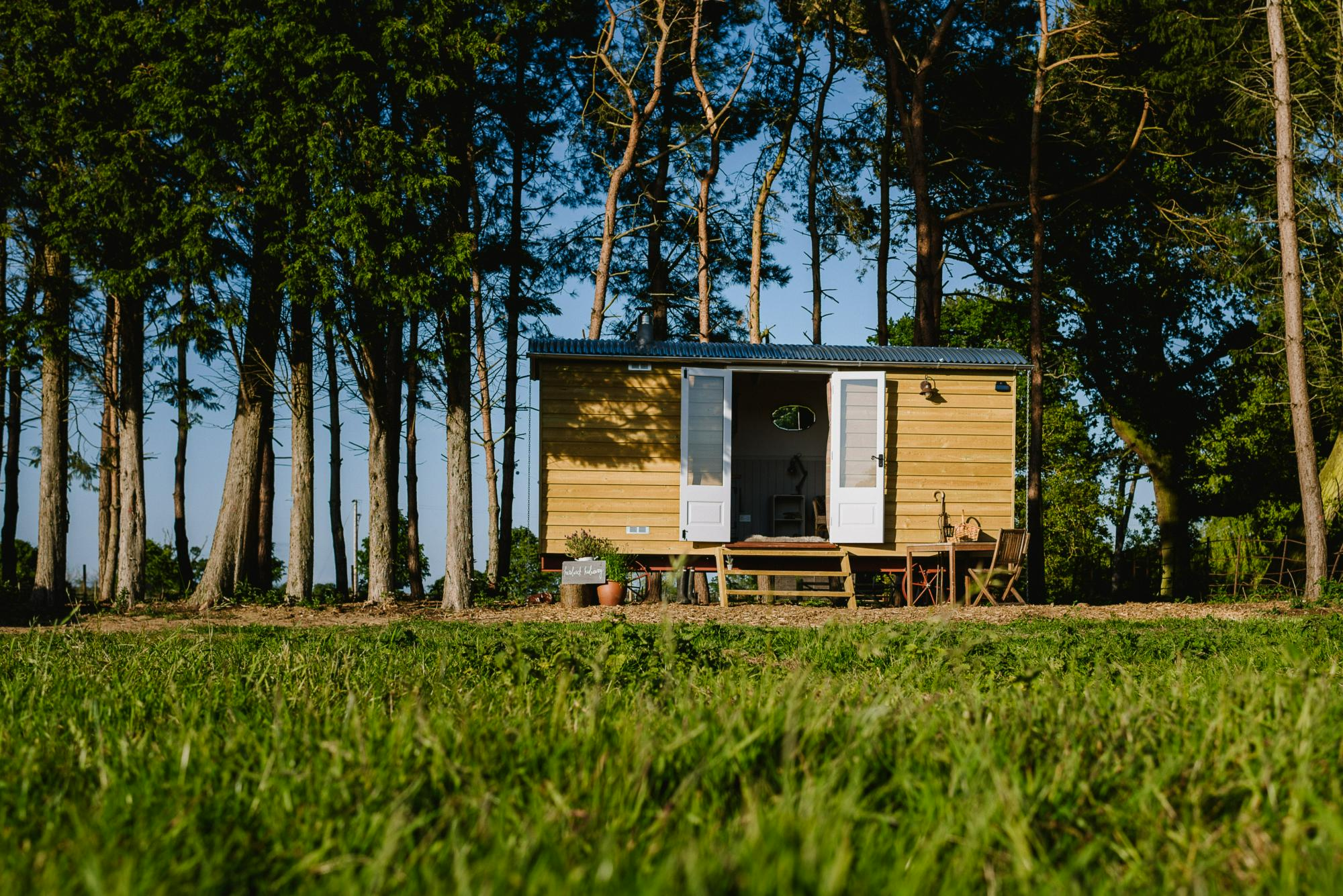 Cool places offers fantastic glamping in norfolk. With fabulous huts and lodges to become one with the wildlife